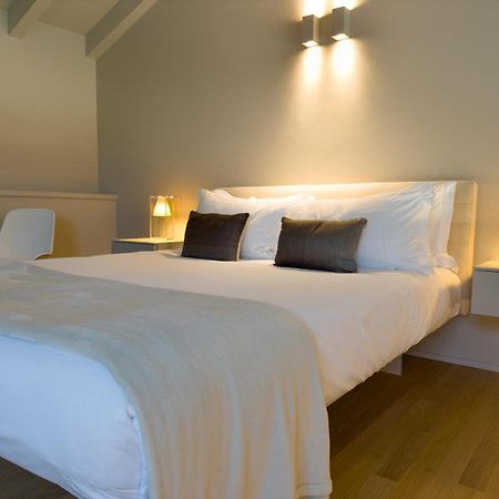 Palazzo Cordigero - Apartments Peschiera del Garda Zewnętrze zdjęcie