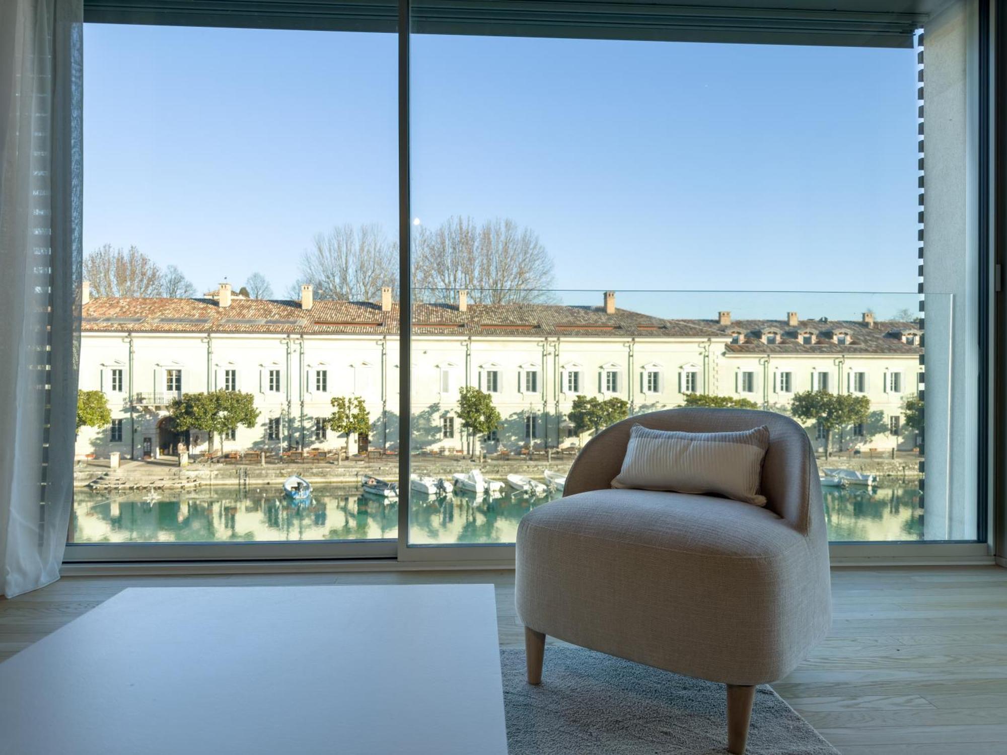 Palazzo Cordigero - Apartments Peschiera del Garda Zewnętrze zdjęcie