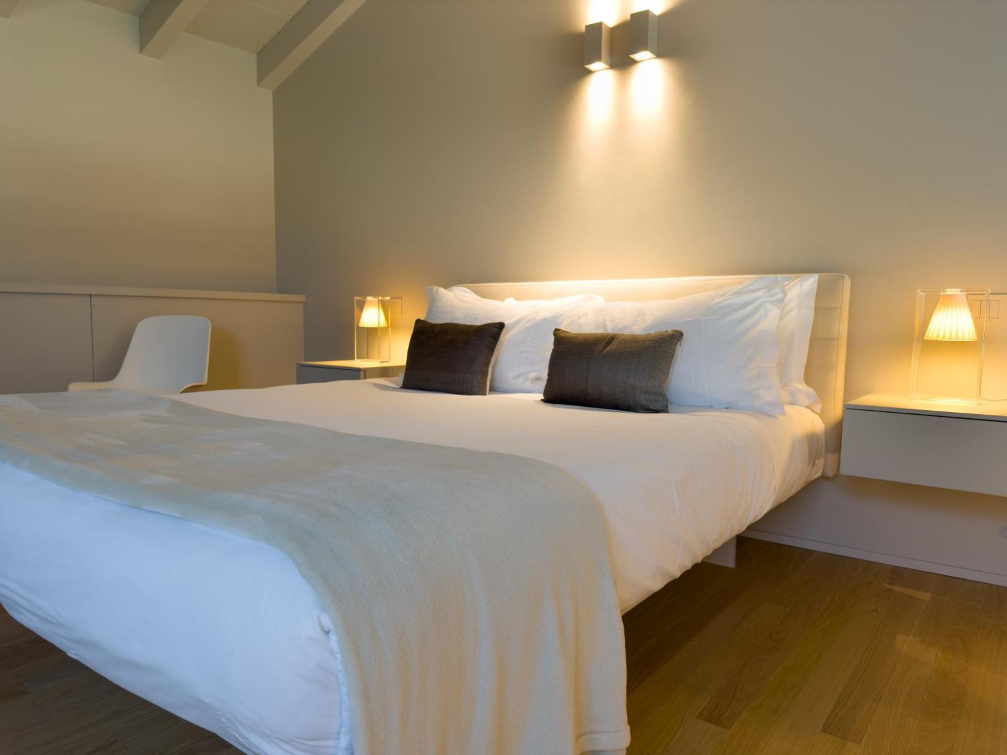 Palazzo Cordigero - Apartments Peschiera del Garda Zewnętrze zdjęcie