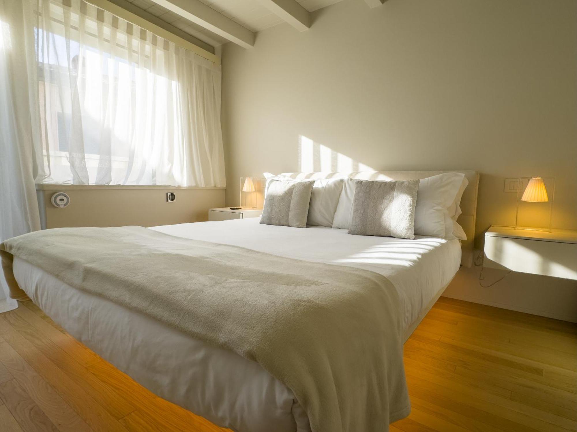 Palazzo Cordigero - Apartments Peschiera del Garda Zewnętrze zdjęcie