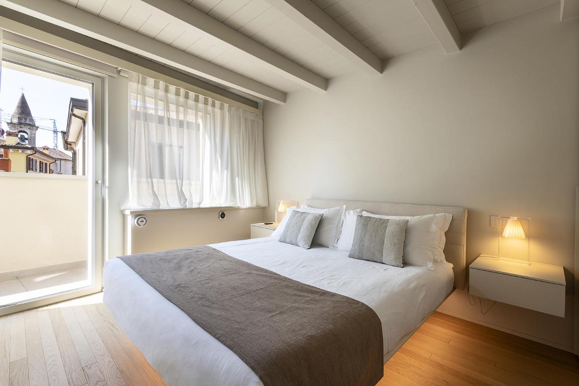 Palazzo Cordigero - Apartments Peschiera del Garda Zewnętrze zdjęcie